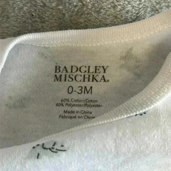 Badgley Mischka - cotton night  gown. Size 0-3 months - Picture 2 of 4